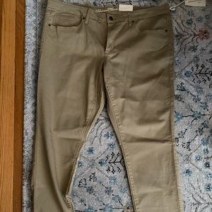 NWT Skinny tan pants!